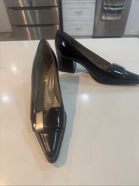 Prada Black Patent Leather Pointed Toe Mid Block Heel Pumps